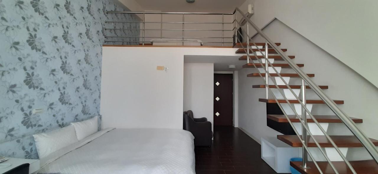 Sky Square Homestay Маджонг Экстерьер фото