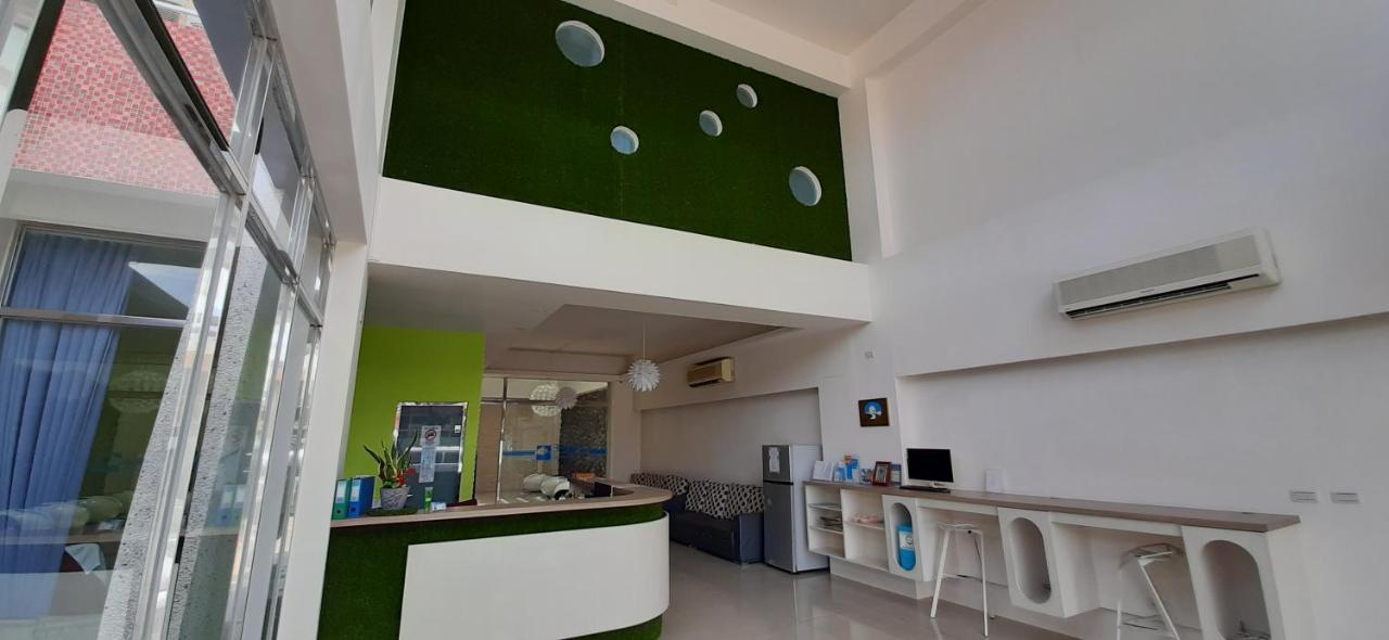 Sky Square Homestay Маджонг Экстерьер фото